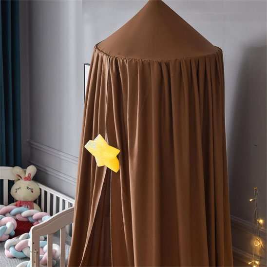 Ciel de lit bébé marron avec decoration dorer